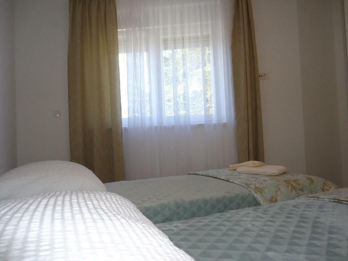 Apartment Pipe Malinska Ngoại thất bức ảnh