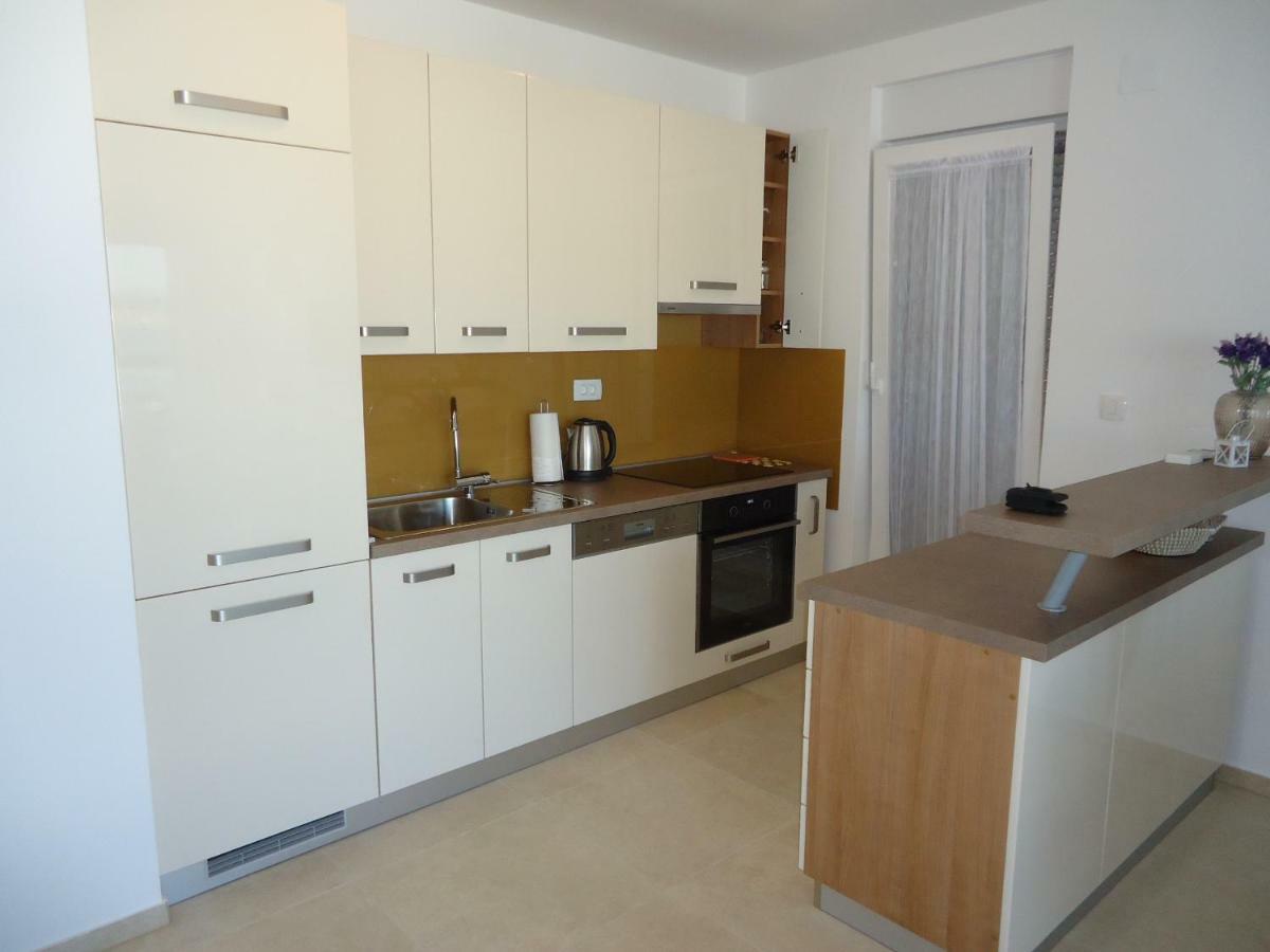 Apartment Pipe Malinska Ngoại thất bức ảnh