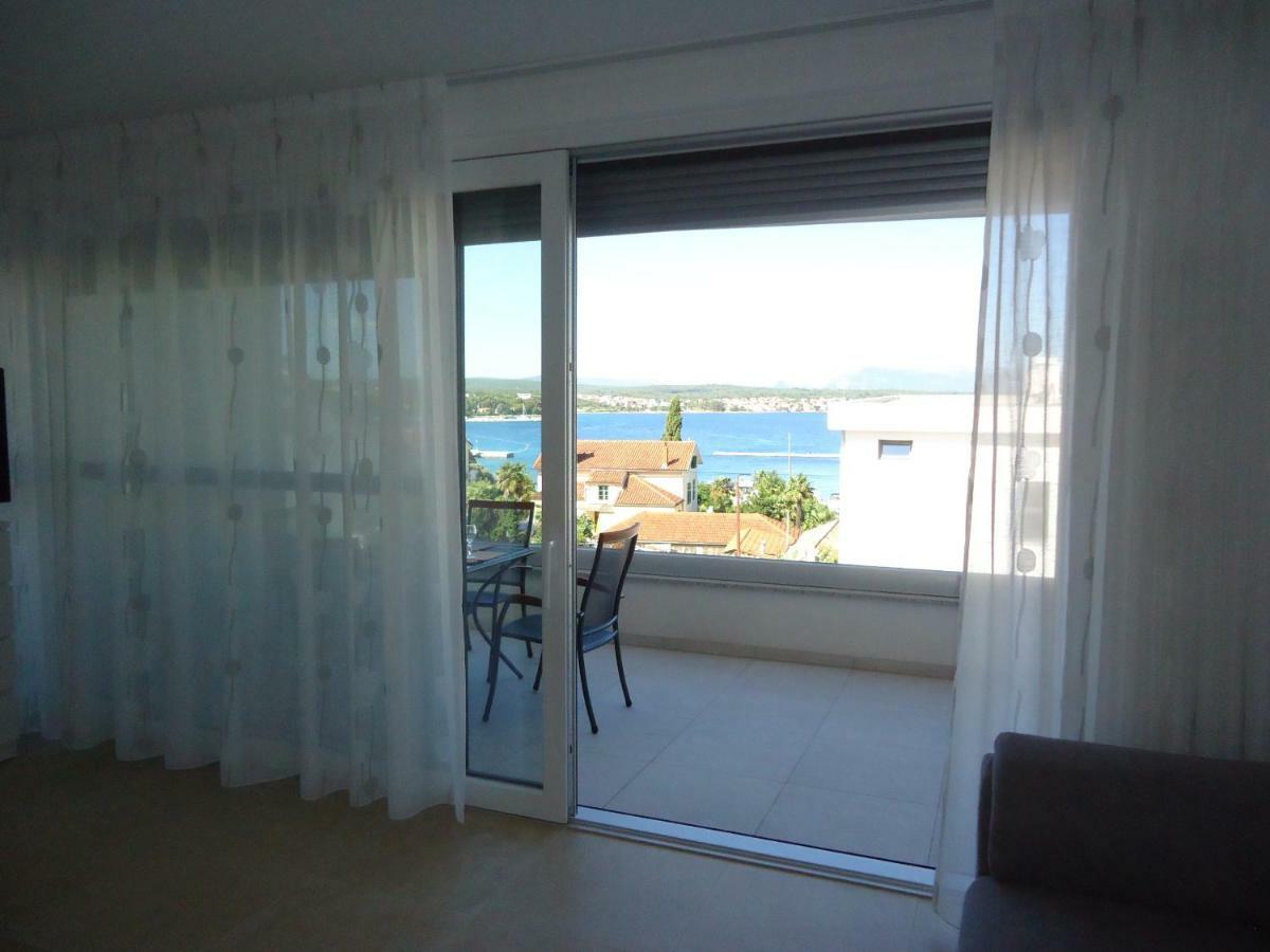 Apartment Pipe Malinska Ngoại thất bức ảnh