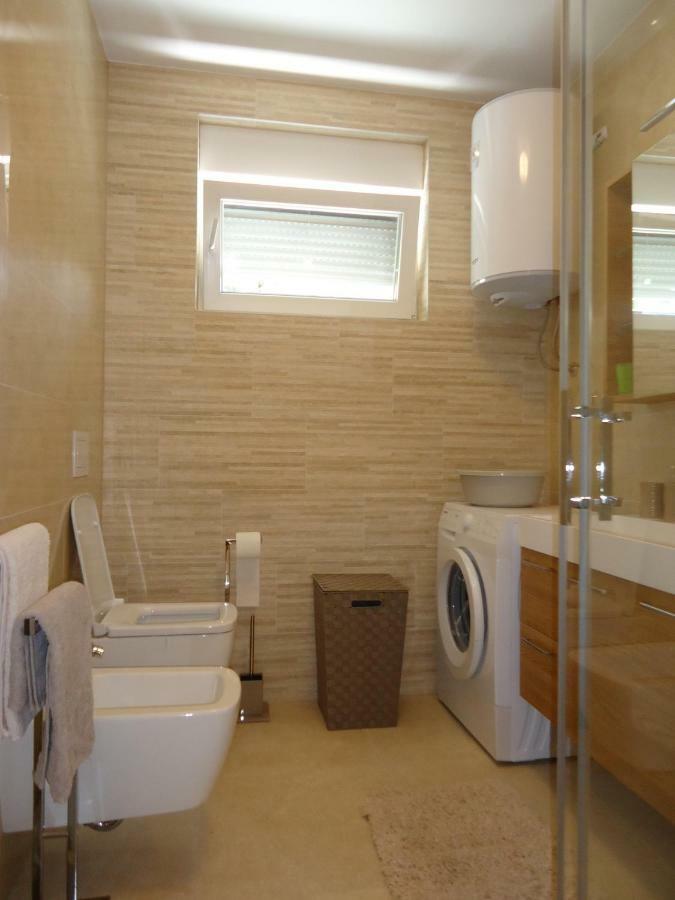 Apartment Pipe Malinska Ngoại thất bức ảnh