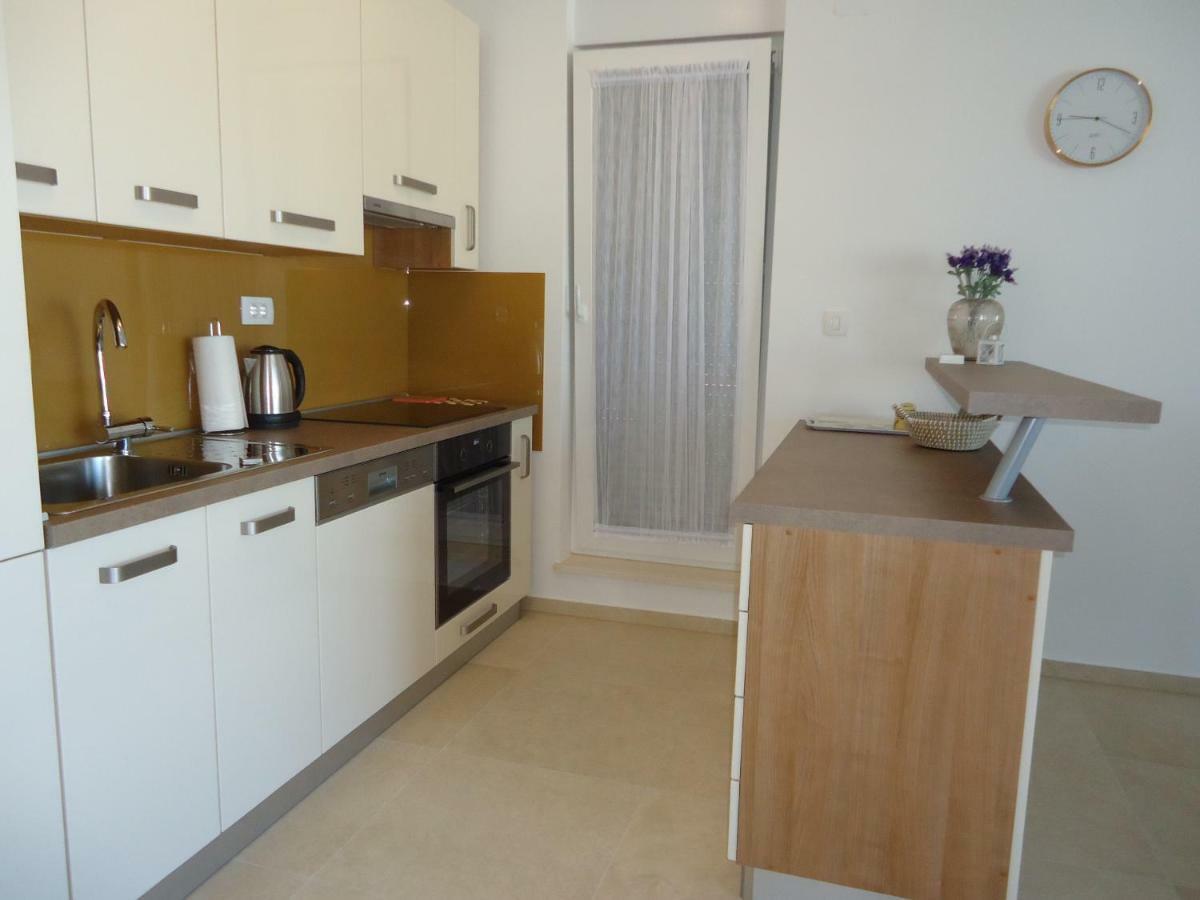 Apartment Pipe Malinska Ngoại thất bức ảnh