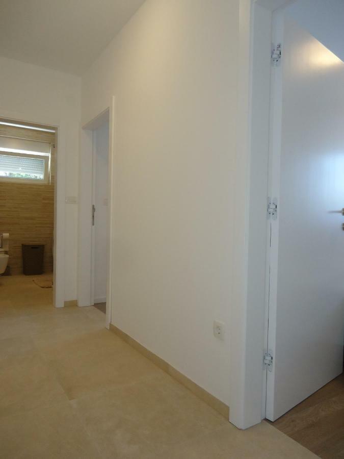 Apartment Pipe Malinska Ngoại thất bức ảnh